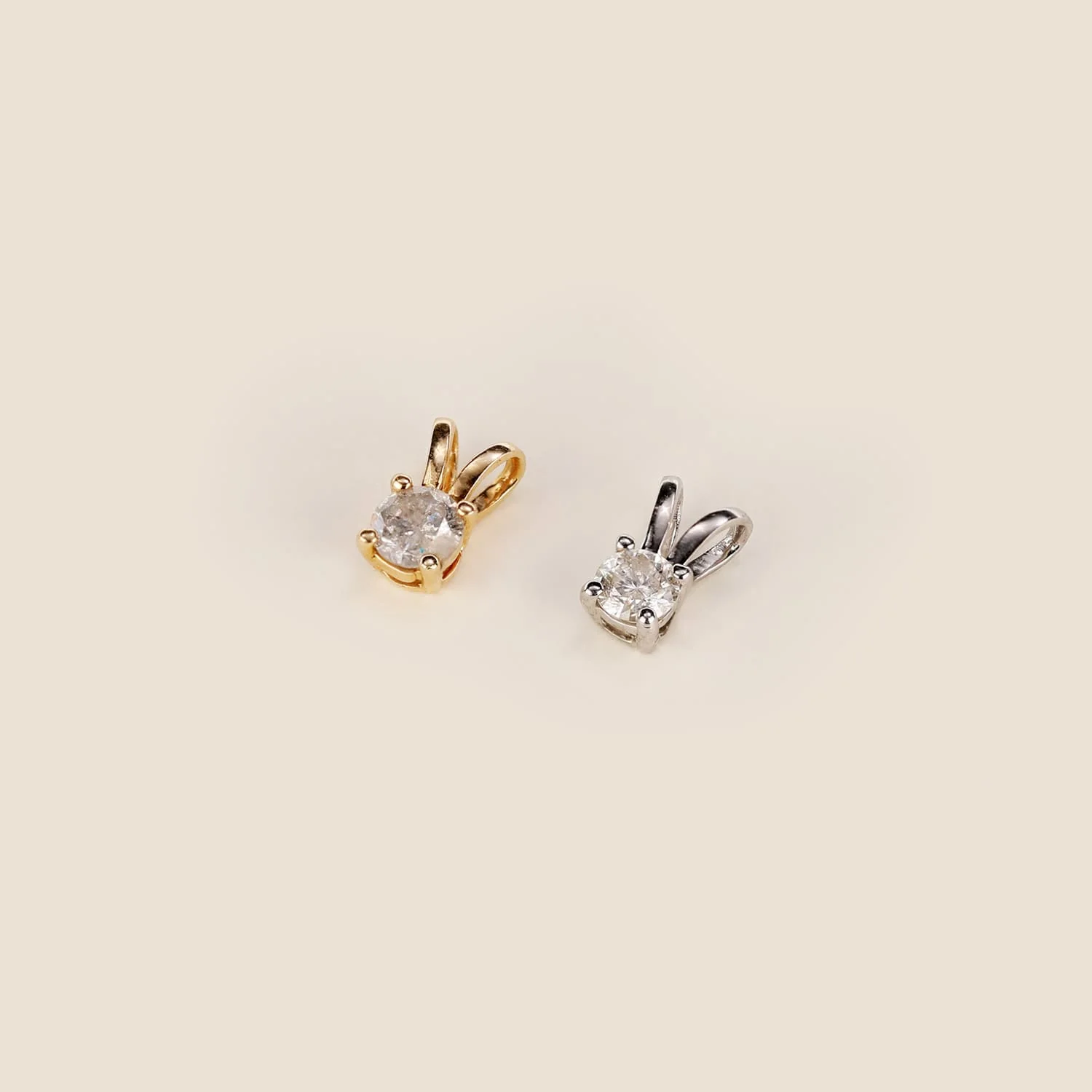 Round .10ct Diamond Solitaire Pendant - Image 3
