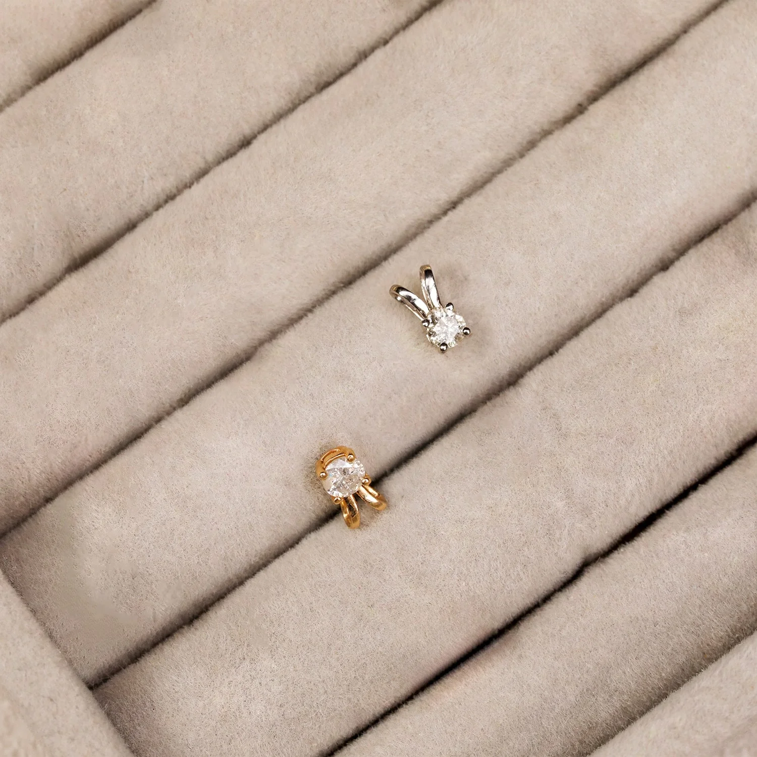 Round .15ct Diamond Solitaire Pendant - Image 5