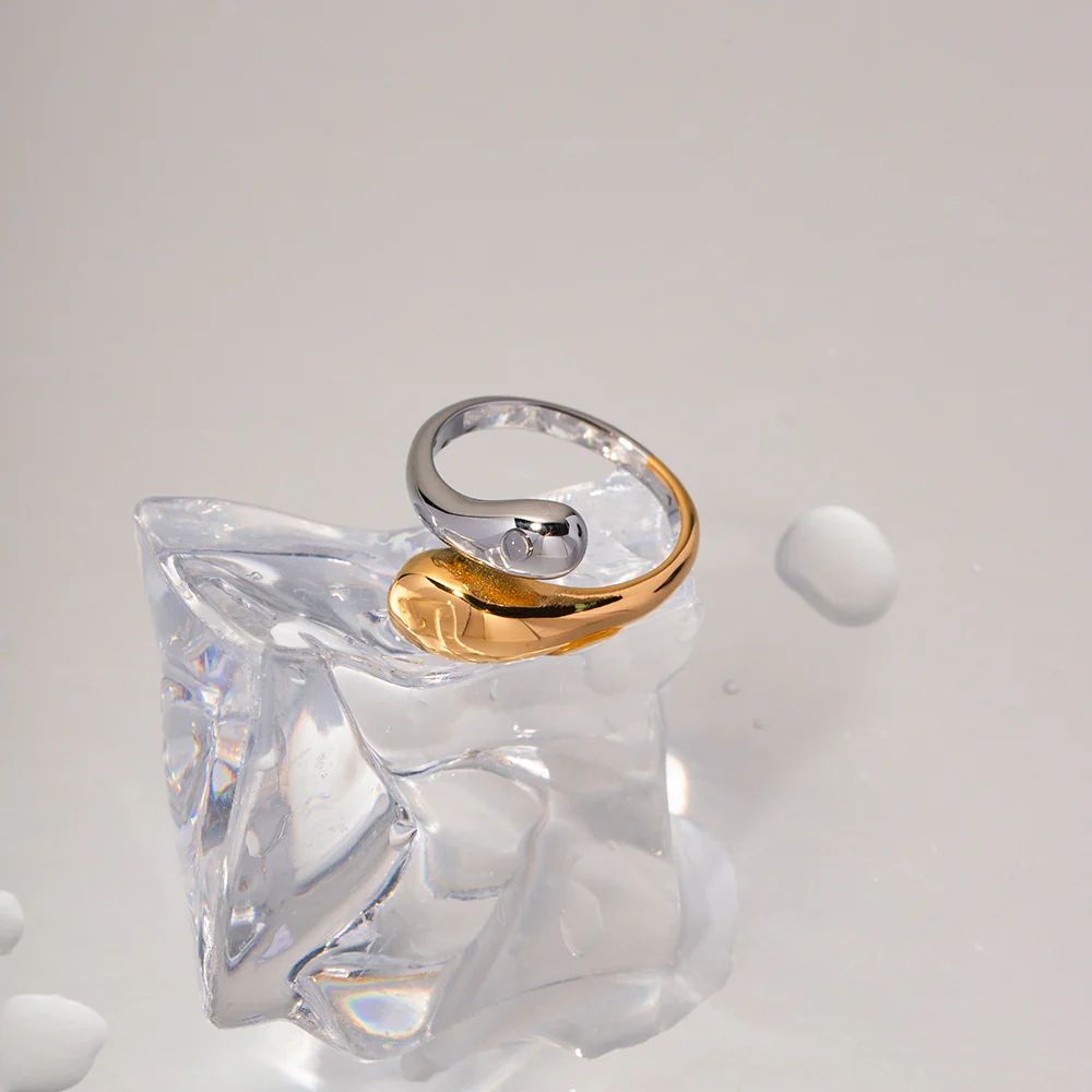 18K Gold-Plated Adjustable Ring - Image 3