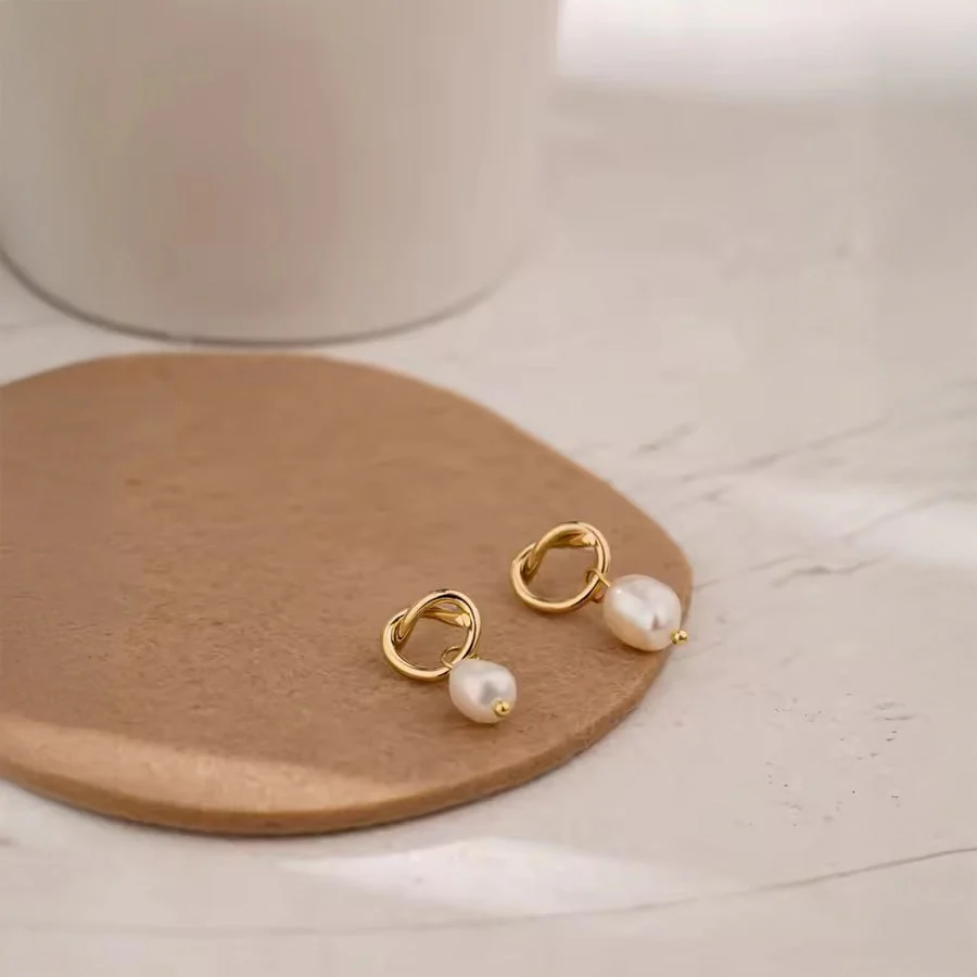 18K Gold PVD Minimalist Drop Earrings w/ Natural Pearl - Image 2