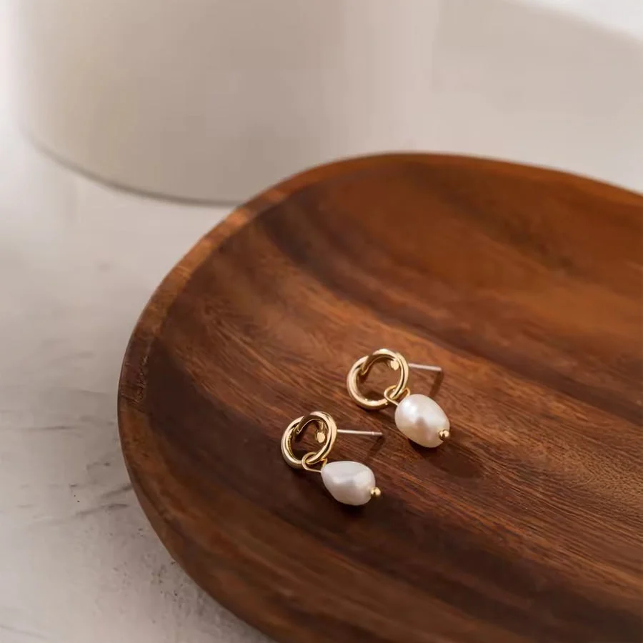 18K Gold PVD Minimalist Drop Earrings w/ Natural Pearl - Image 3