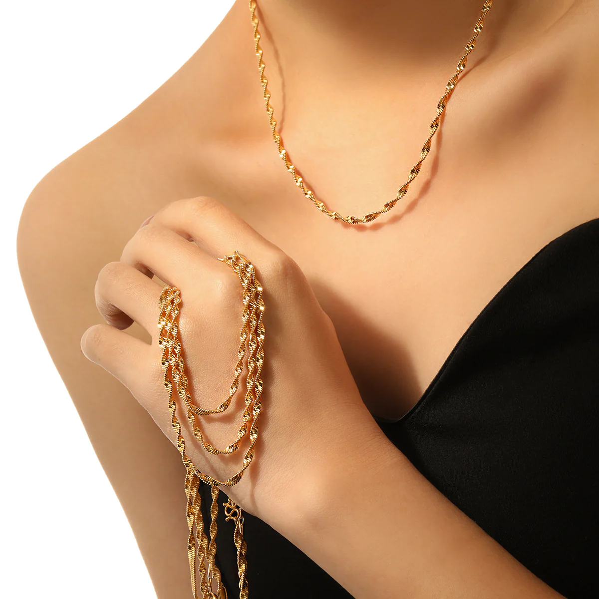 18K Gold PVD Twisted Rope Chain Necklace - Image 2