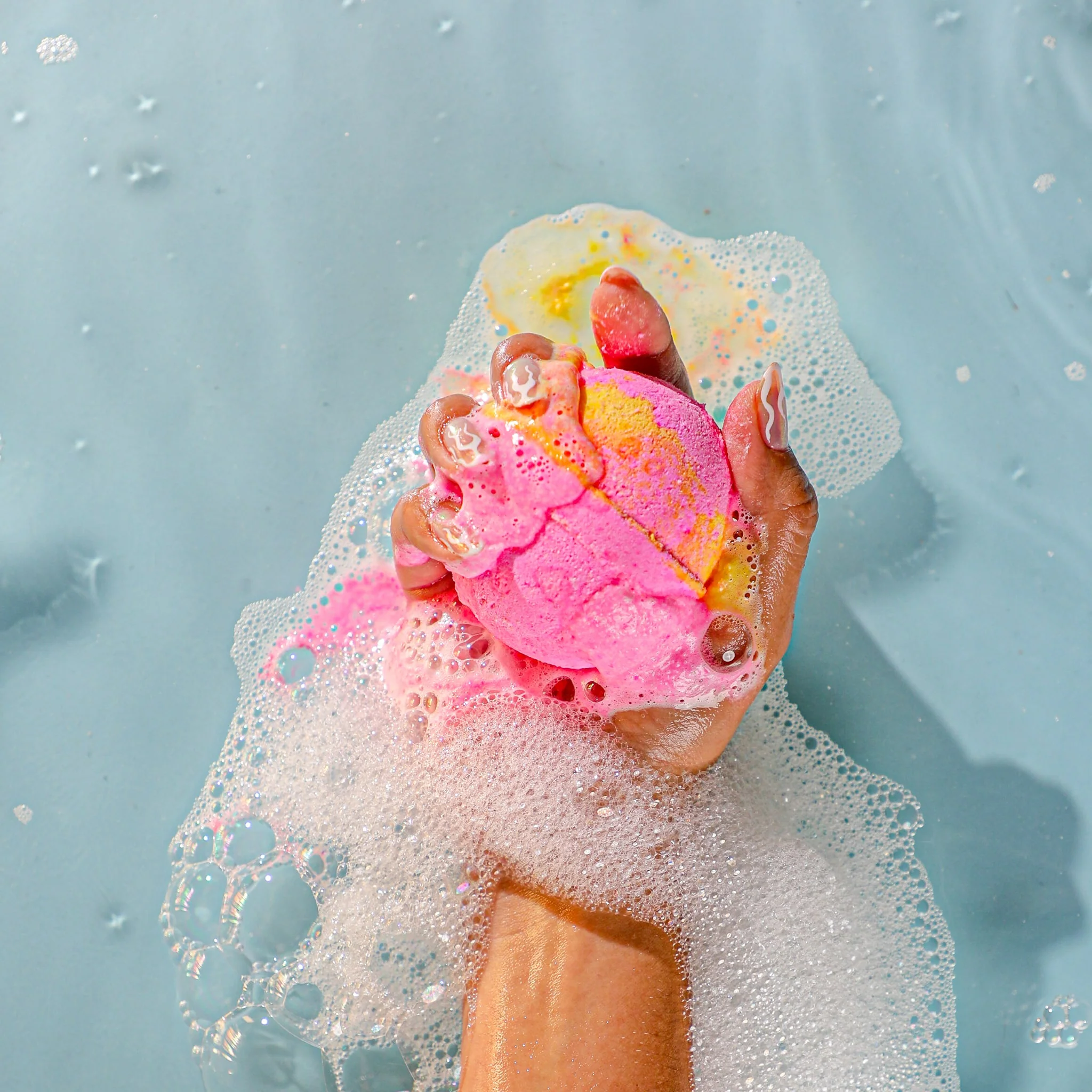 ForeverBox: Double Diamond Candle + Mystery Diamond Bath Bomb - Image 6