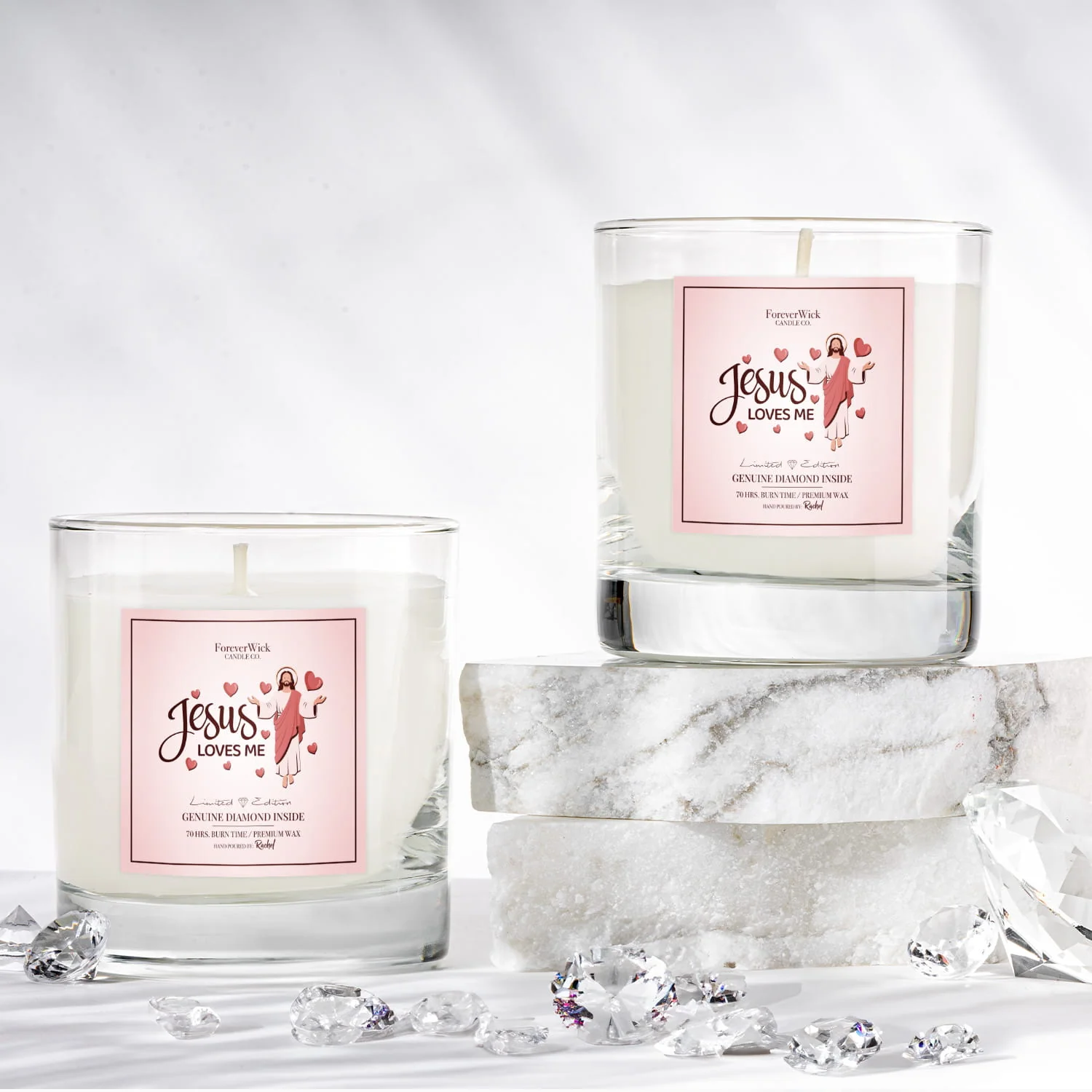 Jesus Loves Me Diamond Candle - Image 3