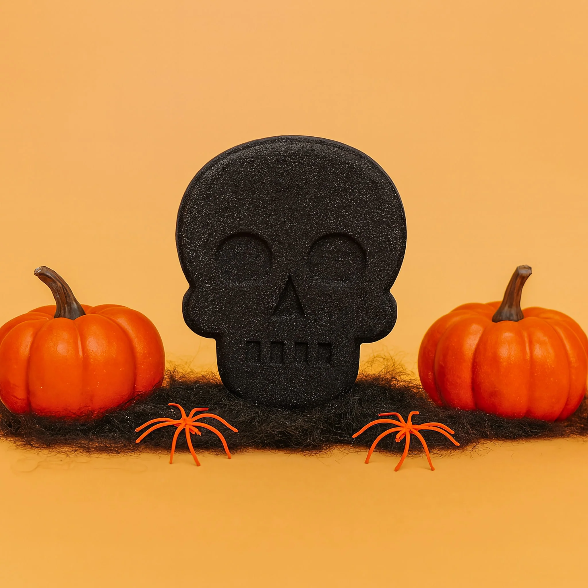 Skull Bath Bomb w/ Surprise 18K Gold-Plated Jewelry Inside - Image 4