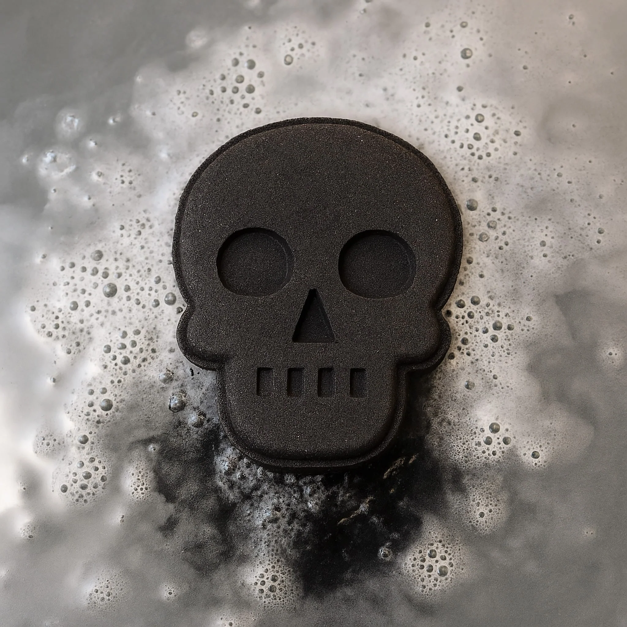 Skull Bath Bomb w/ Surprise 18K Gold-Plated Jewelry Inside - Image 9