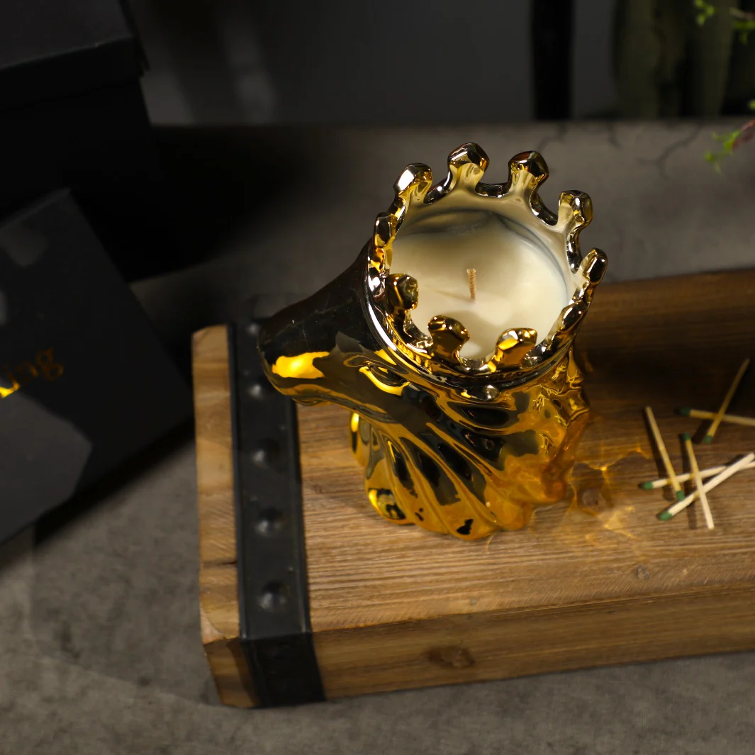 The KING Diamond Candle - Image 8